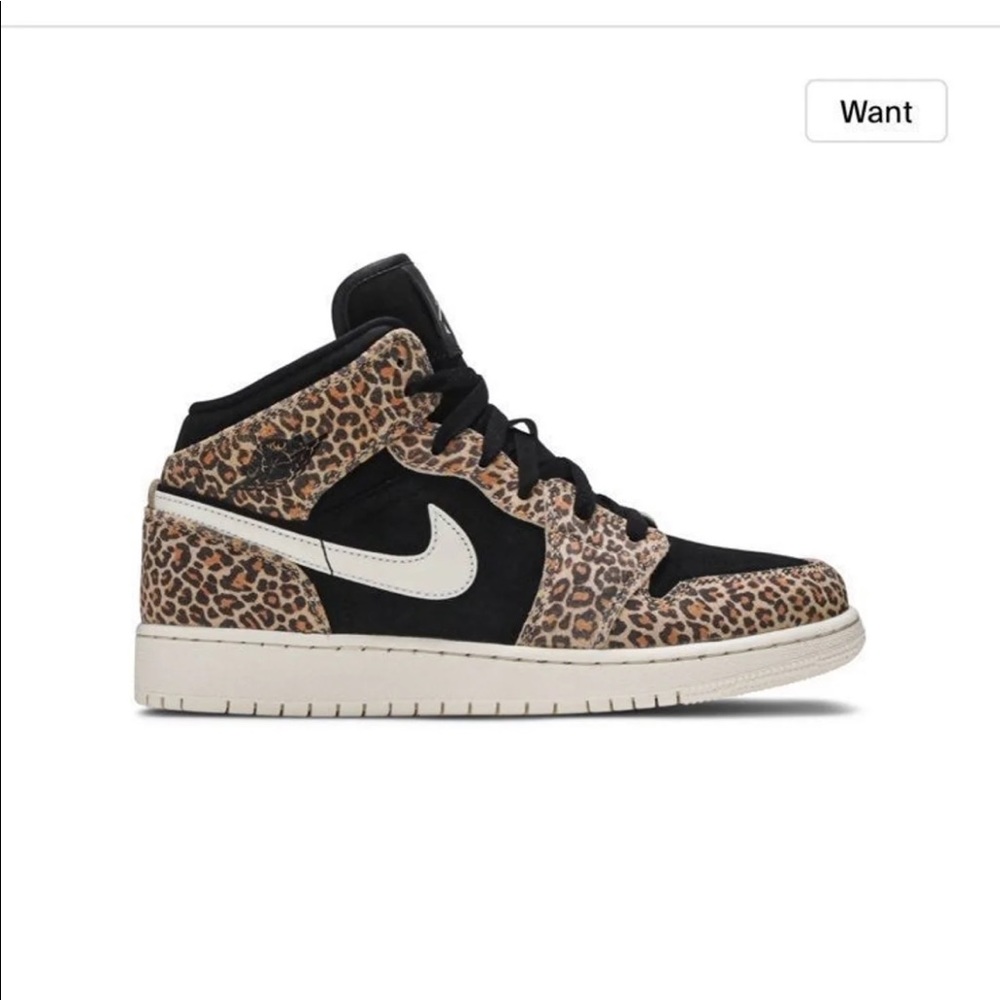 nike air jordan 1 mid se leopard size 5.5 youth/womens 7